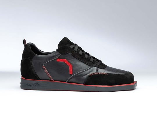 Triple 20 Dart Shoe (Black/Red / smooth leather / suede) – Stowe Buntz Darts